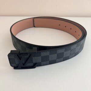 LV black belt